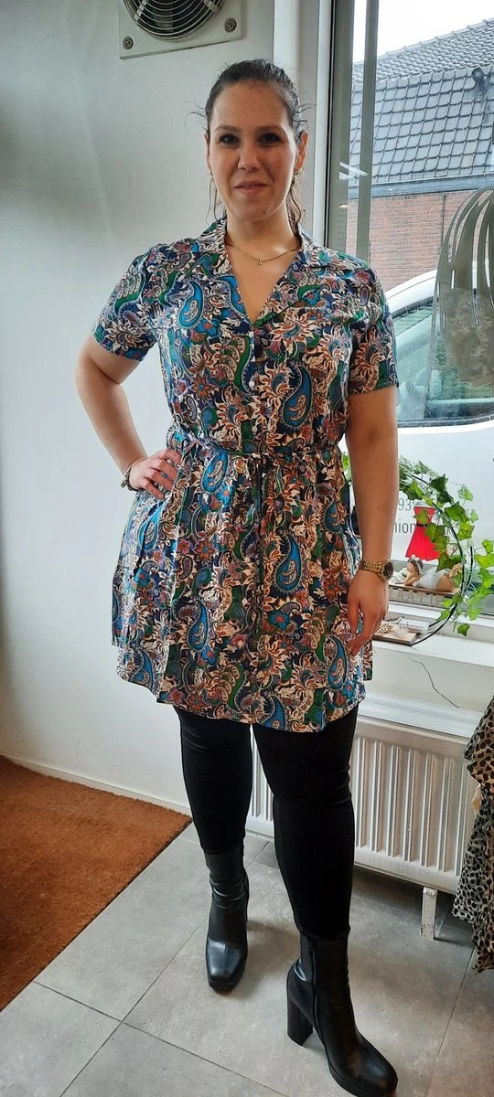 Only Carmakoma Caranjali Jurk Meerkleurig Maat 52 4 Only Carmakoma Caranjali Jurk Meerkleurig Maat 52 - Afbeelding 2