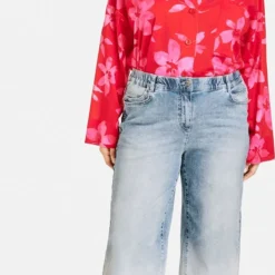 SAMOON Dames 3/4-jeans Lotta Bleached Blue Denim-56 10 SAMOON Dames 3/4-jeans Lotta Bleached Blue Denim-56 -Pantalonix Verkoopwinkel 586x1200