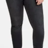 SAMOON Dames Jegging Lucy Black Denim-48 1 SAMOON Dames Jegging Lucy Black Denim-48 -Pantalonix Verkoopwinkel 594x1200 1