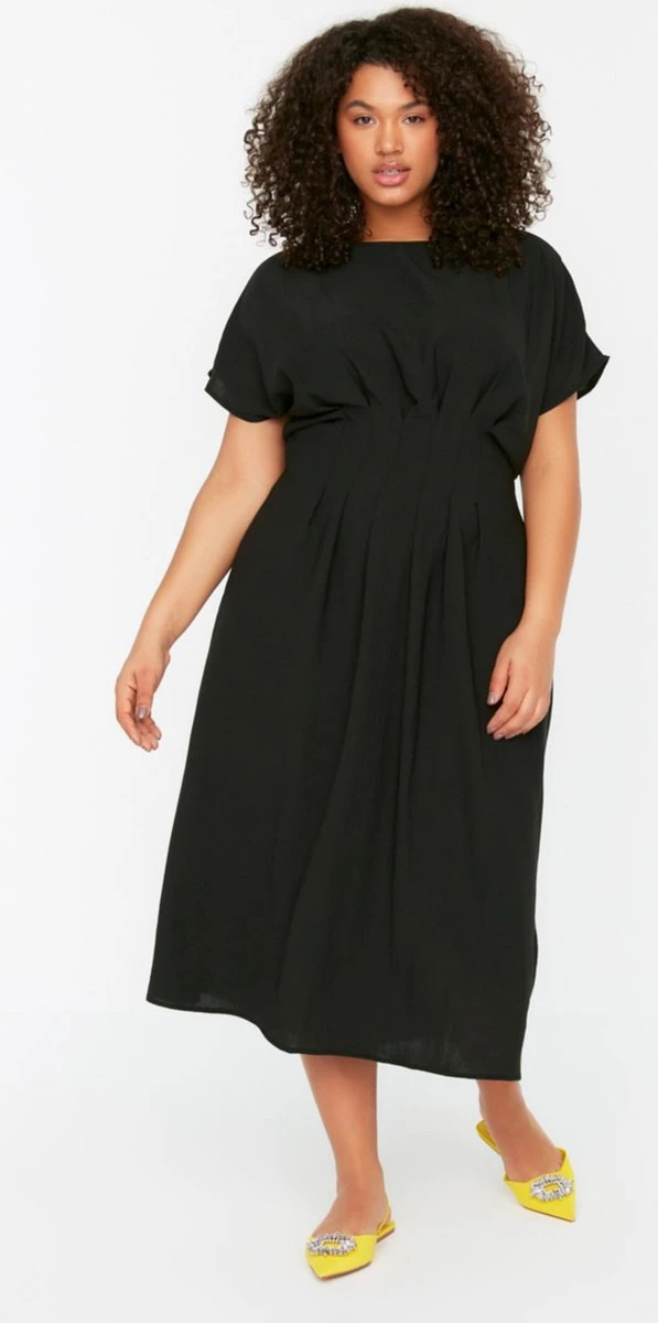 Trendyol Vrouwen Standaard Mouw Ronde Hals Basis Grote Maten Jurk 3 Trendyol Vrouwen Standaard Mouw Ronde Hals Basis Grote Maten Jurk