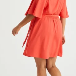 WE Fashion Dames Overslagjurk - Curve 8 WE Fashion Dames Overslagjurk - Curve -Pantalonix Verkoopwinkel 613x1200 1