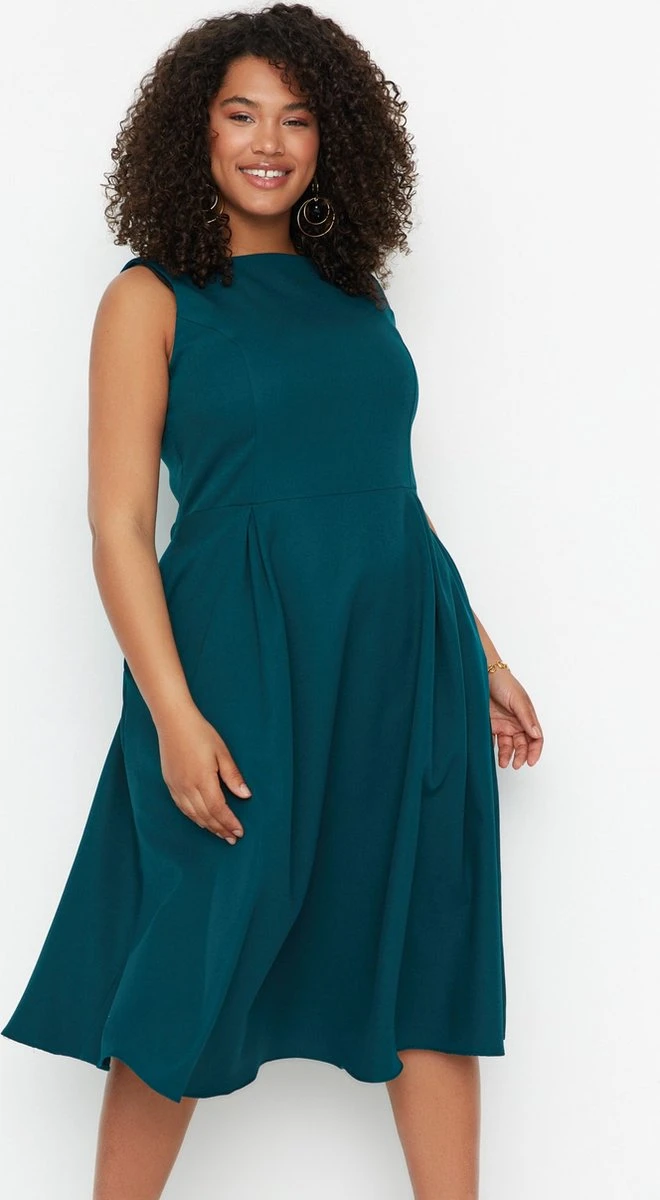 Trendyol Vrouwen Standaard Mouw Ronde Hals A-lijn Plus Size Jurk 12 Trendyol Vrouwen Standaard Mouw Ronde Hals A-lijn Plus Size Jurk - Afbeelding 10