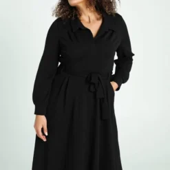 Promiss Halflange, Effen Uitlopende Jurk