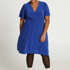 Paprika Korte, Effen Bow Jurk Met Smokwerk Op De Taille -Pantalonix Verkoopwinkel 799x1200 167