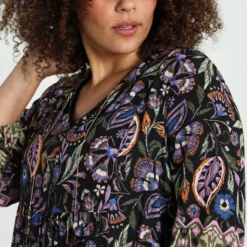 Paprika Korte Volantjurk In Viscose Met Bloemenmotief -Pantalonix Verkoopwinkel 799x1200 234