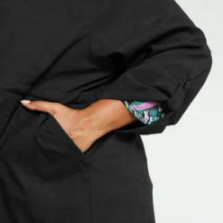 Paprika Lange, Lichte Trenchcoat Met Kap En Knopen 18 Paprika Lange, Lichte Trenchcoat Met Kap En Knopen -Pantalonix Verkoopwinkel 799x1200 245