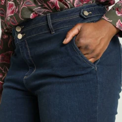 Paprika Flared Jeans 'Flavie' L32 Met Dubbele Riem En Knoop Aan De Zijkant Flavie -Pantalonix Verkoopwinkel 799x1200 482