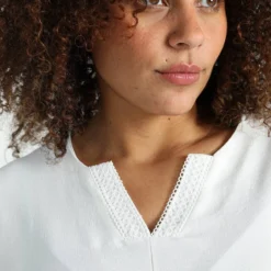 Paprika Effen T-shirt In Twee Stoffen Met Strik Vooraan -Pantalonix Verkoopwinkel 799x1200 8