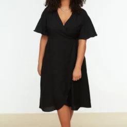 Trendyol Vrouwen Standaard Mouw V-hals Omslag Plus Size Jurk -Pantalonix Verkoopwinkel 800x1200 181