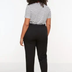 Trendyol Vrouwen Normale Taille Boot Cut Grote Maten Broek 14 Trendyol Vrouwen Normale Taille Boot Cut Grote Maten Broek -Pantalonix Verkoopwinkel 800x1200 255