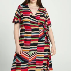 Promiss Halflange, Gestreepte Jurk In Viscose Met Valse Wikkelkraag