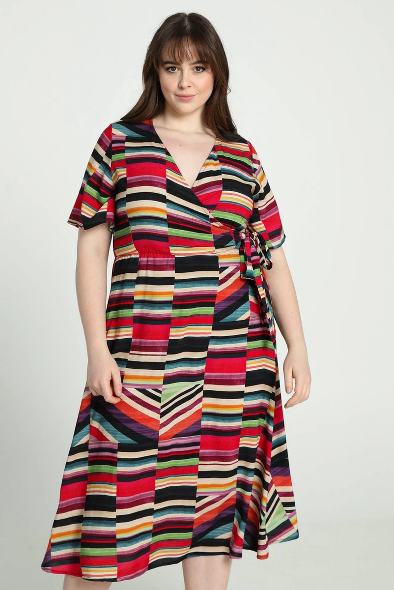 Promiss Halflange, Gestreepte Jurk In Viscose Met Valse Wikkelkraag 3 Promiss Halflange, Gestreepte Jurk In Viscose Met Valse Wikkelkraag