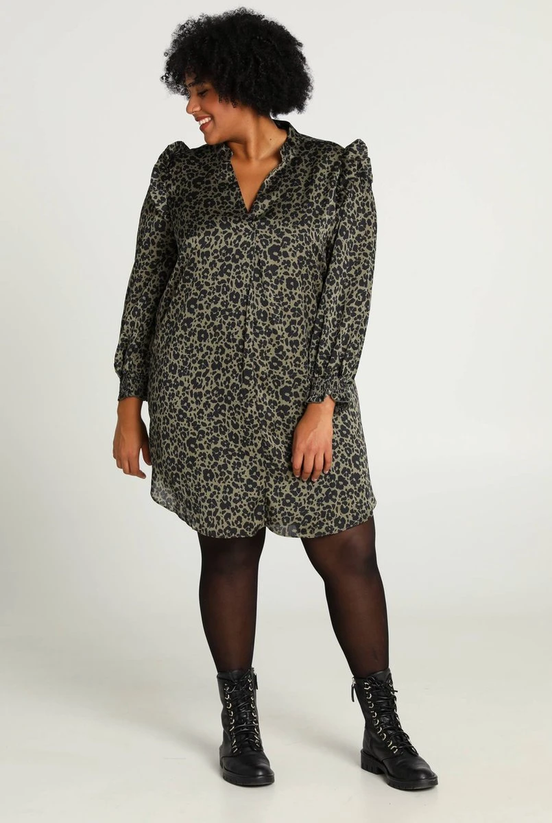 Paprika Korte Volantjurk Met Dierenprint En Smokwerk 7 Paprika Korte Volantjurk Met Dierenprint En Smokwerk - Afbeelding 5