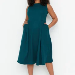 Trendyol Vrouwen Standaard Mouw Ronde Hals A-lijn Plus Size Jurk