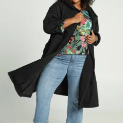 Paprika Lange, Lichte Trenchcoat Met Kap En Knopen 21 Paprika Lange, Lichte Trenchcoat Met Kap En Knopen -Pantalonix Verkoopwinkel 811x1200 13