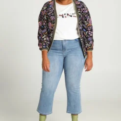 Paprika Korte, Gebloemde Bomberjack Met Lurex 14 Paprika Korte, Gebloemde Bomberjack Met Lurex -Pantalonix Verkoopwinkel 814x1200 14