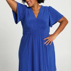 Paprika Korte, Effen Bow Jurk Met Smokwerk Op De Taille -Pantalonix Verkoopwinkel 814x1200 7