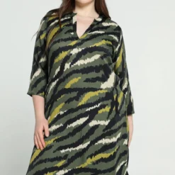 Promiss Korte, Satijnen Jurk Met Camouflageprint