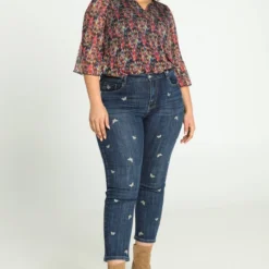 Paprika Slim 7/8-jeans 'Louise' Met Donkere, Geborduurde Vlinders Louise -Pantalonix Verkoopwinkel 816x1200 25