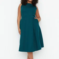 Trendyol Vrouwen Standaard Mouw Ronde Hals A-lijn Plus Size Jurk 21 Trendyol Vrouwen Standaard Mouw Ronde Hals A-lijn Plus Size Jurk -Pantalonix Verkoopwinkel 817x1200 3