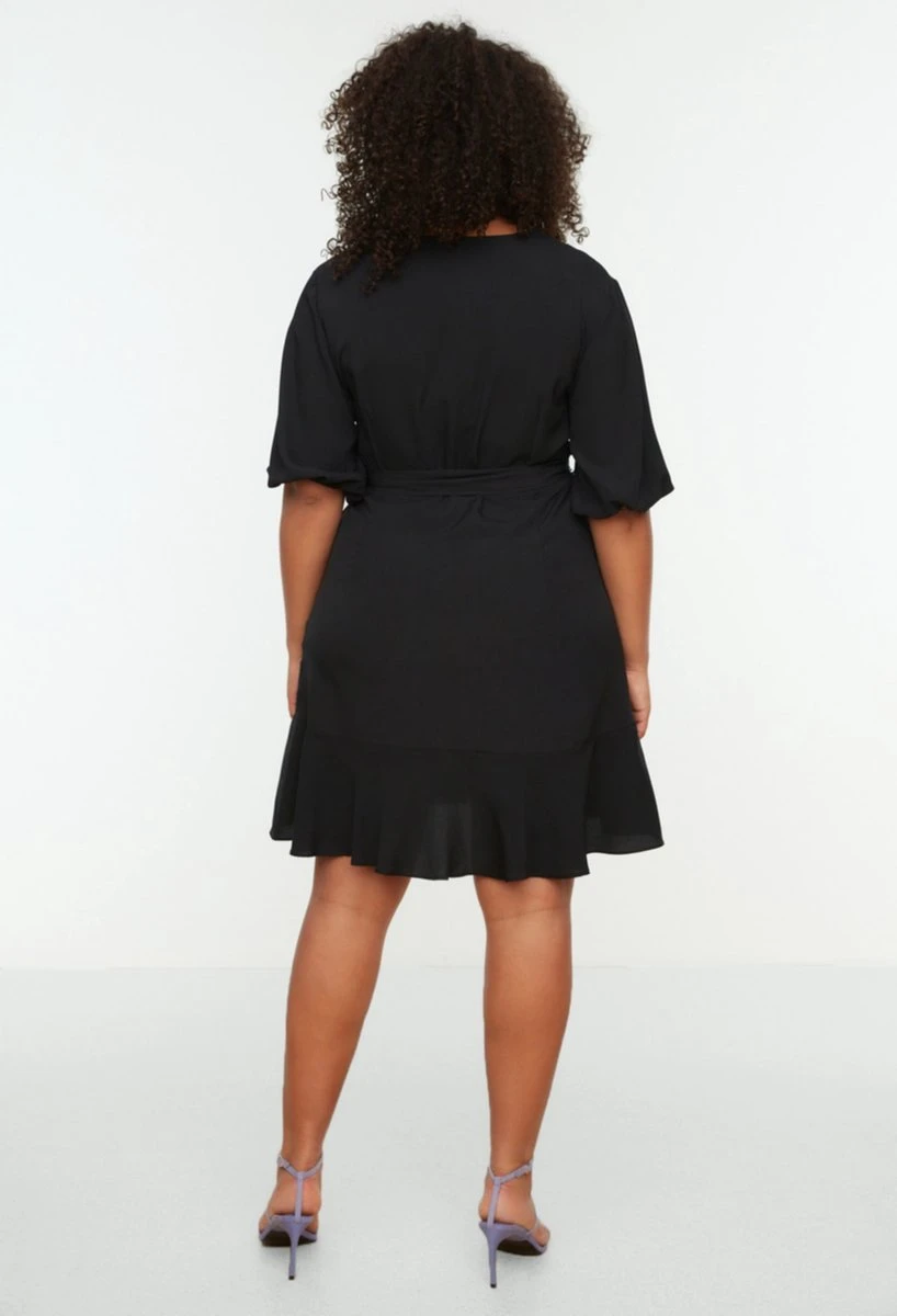 Trendyol Vrouwen Standaard Mouw V-hals Omslag Plus Size Jurk 10 Trendyol Vrouwen Standaard Mouw V-hals Omslag Plus Size Jurk - Afbeelding 8