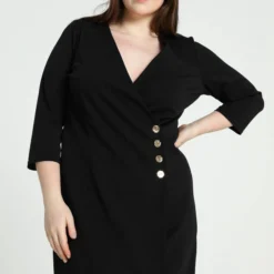 Promiss Halflange, Effen Jurk Met Valse Wikkelkraag En Decoratieve Knopen