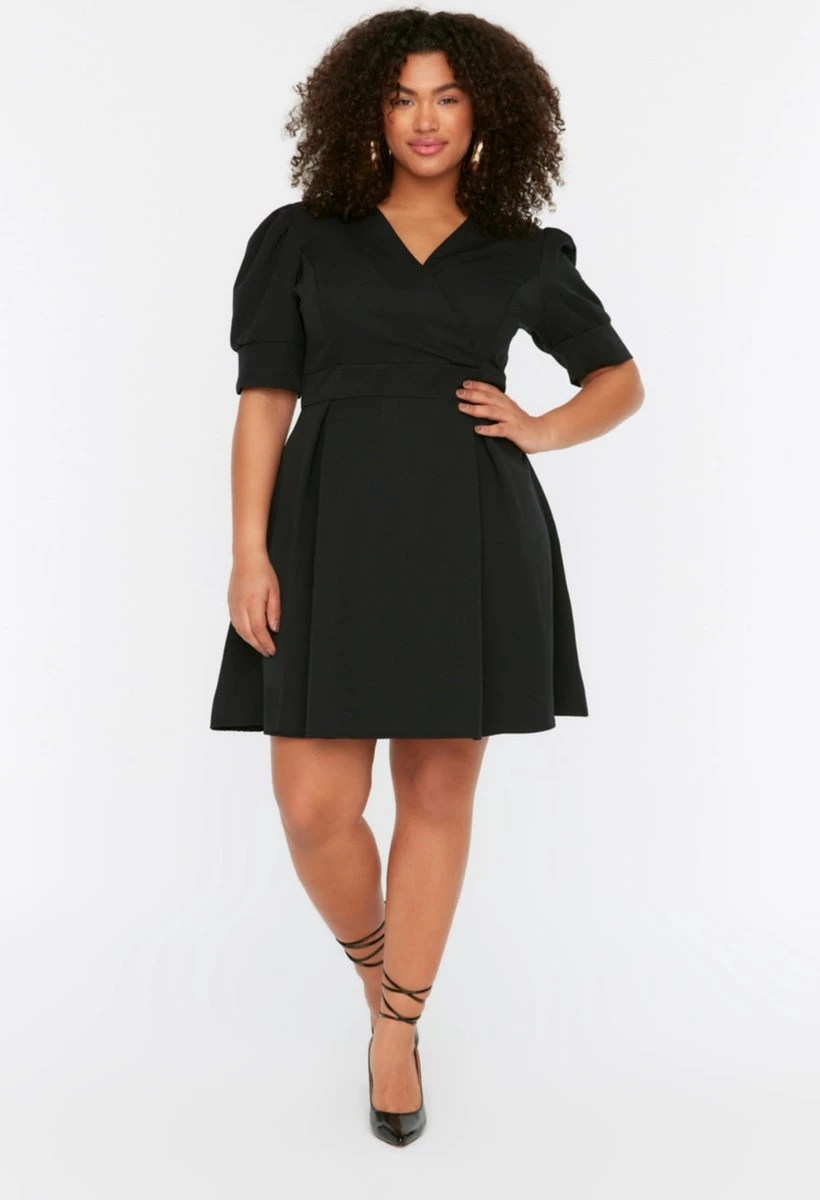 Trendyol Vrouwen Ballon Mouw Cache-coeur Basis Grote Maten Jurk 3 Trendyol Vrouwen Ballon Mouw Cache-coeur Basis Grote Maten Jurk