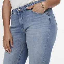 ONLY CARMAKOMA CARWILLY REG SK ANK DNM REA1467 NOOS Dames Jeans - Maat 46 X L34 -Pantalonix Verkoopwinkel 893x1200 1