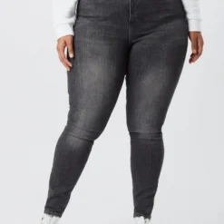 VERO MODA VMLORA HW SS BL WASH JEANS- K CUR NOOS Dames Jeans - Maat 50 20 VERO MODA VMLORA HW SS BL WASH JEANS- K CUR NOOS Dames Jeans - Maat 50 -Pantalonix Verkoopwinkel 900x1200 60