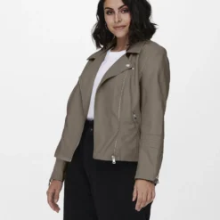 ONLY CARMAKOMA CAREMMY FAUX LEATHER BIKER ESS Dames Jas - Maat 48 8 ONLY CARMAKOMA CAREMMY FAUX LEATHER BIKER ESS Dames Jas - Maat 48 -Pantalonix Verkoopwinkel 900x1200 9